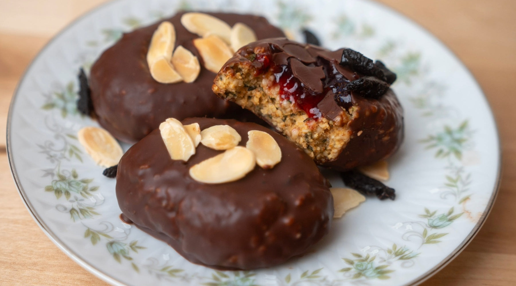 5-Minute, No-Bake Protein Bars: Vegan, Gluten-Free, No-Powder