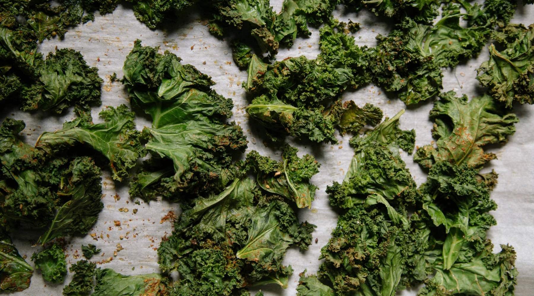 The Best Baked Kale Chips Recipe (+Rich in Vitamin B12)